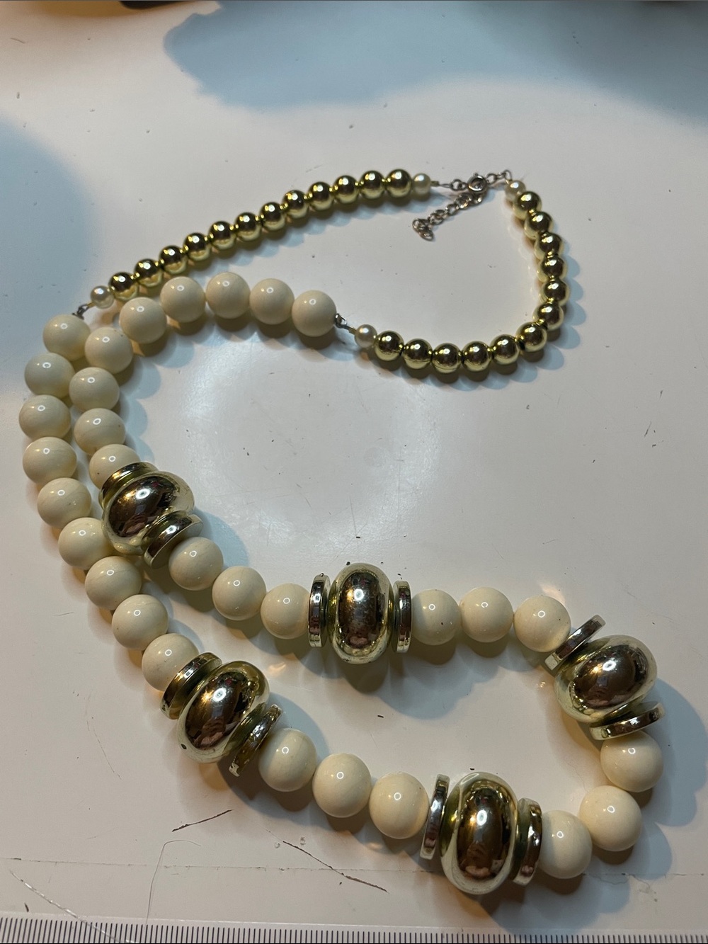 Elegant Cream Bead Necklace with Gold Accents